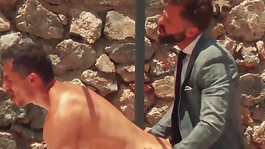 Latino businessman Hector de Silva plows deep into model Jay Roberts