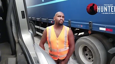 trucker crashing in the yard